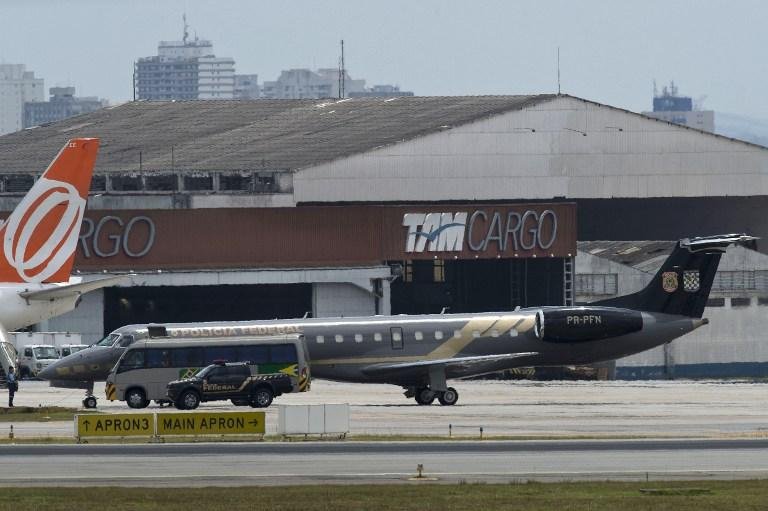 Avi&atilde;o partiu de S&atilde;o Paulo com condenados do mensal&atilde;o