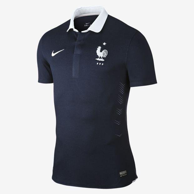 Nova camisa &eacute; inspiradas nos anos 50