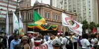 Marcha Zumbi dos Palmares reúne centenas no Centro de Porto Alegre