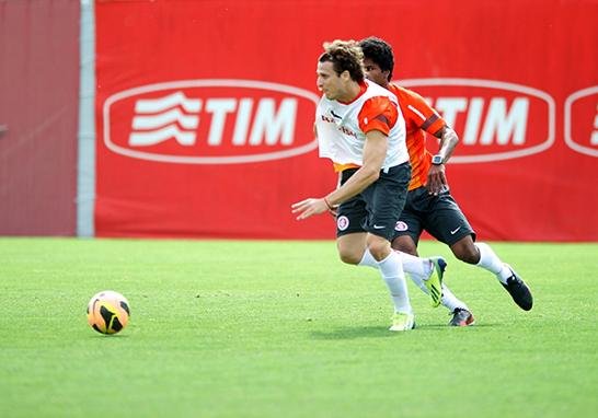 Atacante uruguaio est&aacute; &agrave; disposi&ccedil;&atilde;o de Clemer para encarar Coritiba 