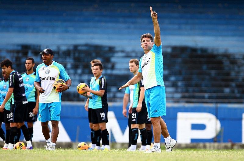 Renato n&atilde;o garantiu repeti&ccedil;&atilde;o do Gr&ecirc;mio contra a Ponte