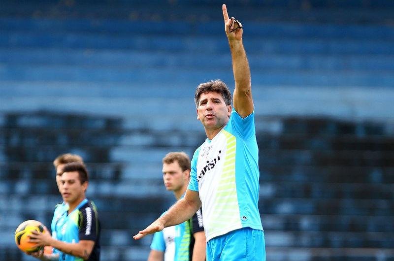 Tricolor pode abrir quatro pontos de vantagem se bater a Ponte