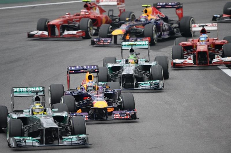 Vettel alcan&ccedil;ou a nona vit&oacute;ria consecutiva na temporada