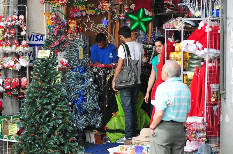 Ga&uacute;chos gastar&atilde;o em m&eacute;dia R$ 470 com presentes