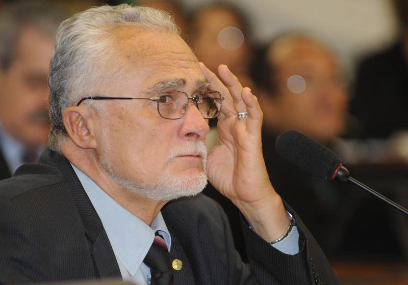 Presidente do STF decidir&aacute; se parlamentar voltar&aacute; para o pres&iacute;dio da Papuda