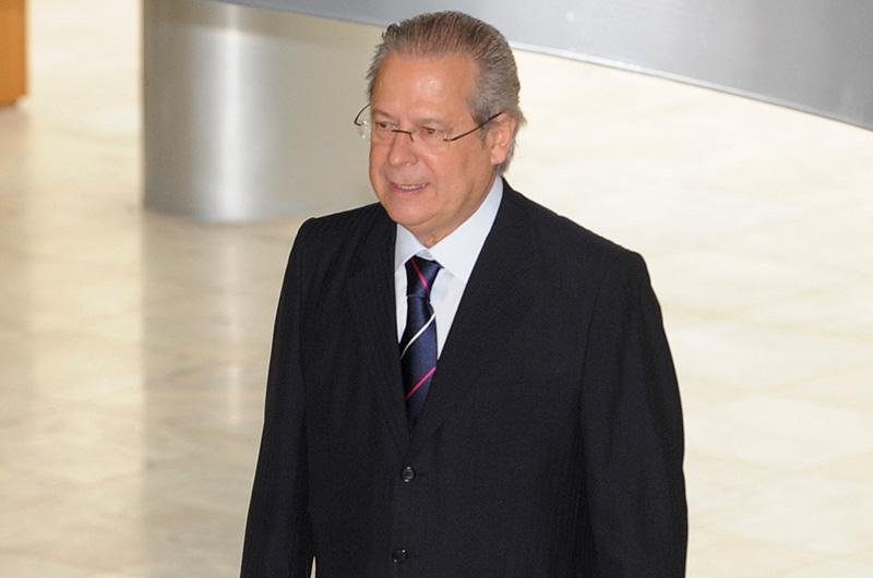 Hotel pagar&aacute; sal&aacute;rio mensal de R$ 20 mil a Jos&eacute; Dirceu
