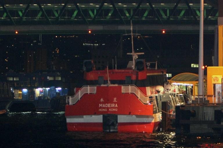 Acidente com embarca&ccedil;&atilde;o deixa 85 feridos em Hong Kong 