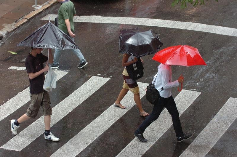 Instabilidade &eacute; resultado da passagem de frente fria pela costa