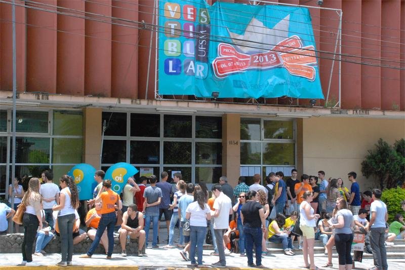 Concurso registra mais de 44,5 mil inscritos para um total de 4.576 vagas