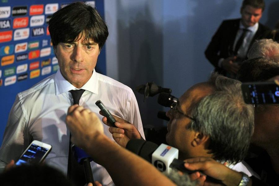 T&eacute;cnico alem&atilde;o admitiu que preferiria jogar no Sul do Brasil