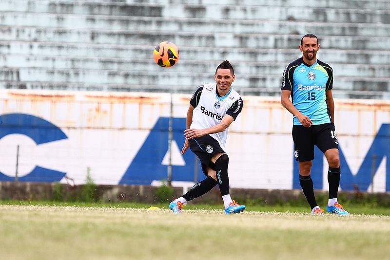 Lateral destaca descanso com vaga direta na Libertadores