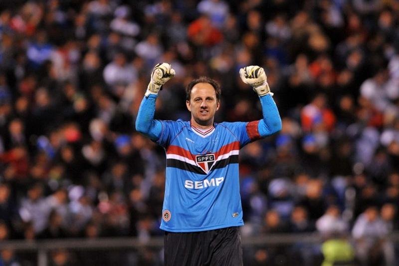 Rog&eacute;rio Ceni ficar&aacute; mais um ano no S&atilde;o Paulo