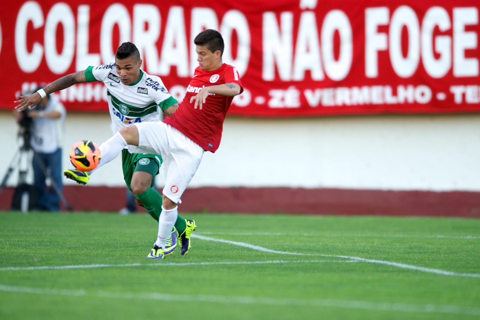 Ot&aacute;vio est&aacute; confirmado no time do Inter