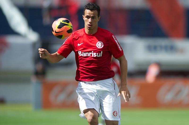 Santos espera ajuda de investidor para comprar de Leandro Dami&atilde;o