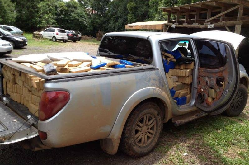Pol&iacute;cia apreende mais de meia tonelada de maconha em Vacaria	