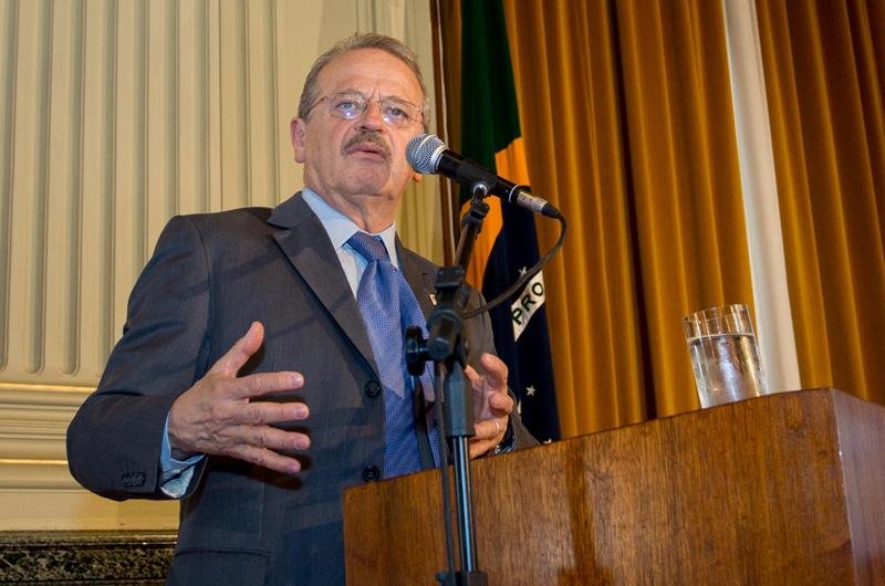 &Iacute;ndice de confian&ccedil;a no governo Tarso &eacute; de 52%, aponta pesquisa