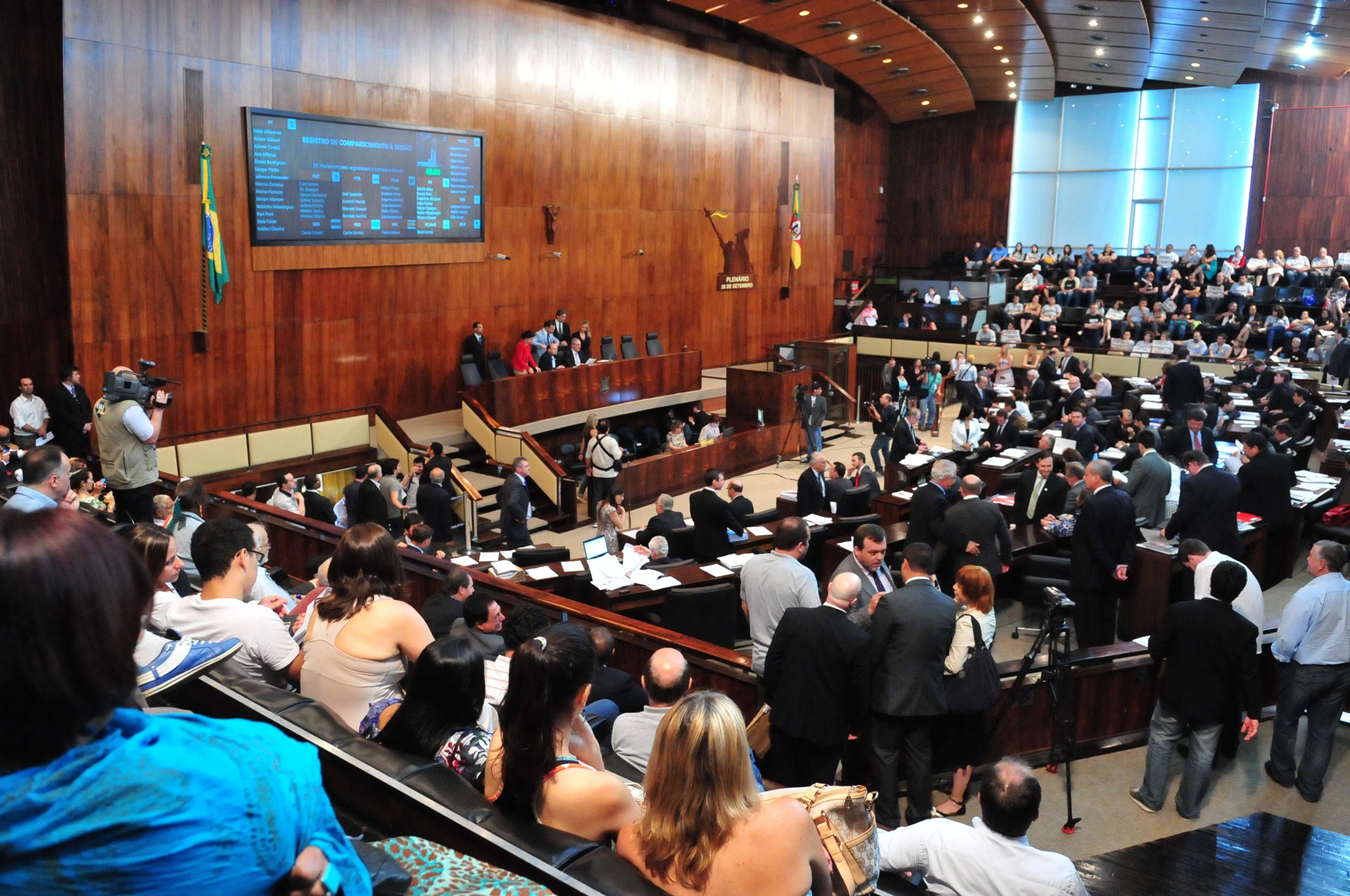 Executivo planeja vota&ccedil;&atilde;o de pelo menos tr&ecirc;s projetos ainda em dezembro