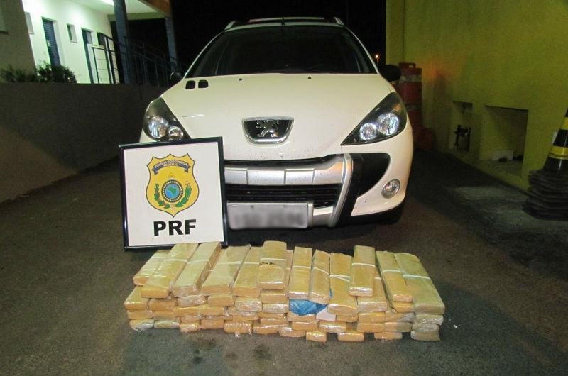 Casal transportava a droga que tinha a Capital como destino