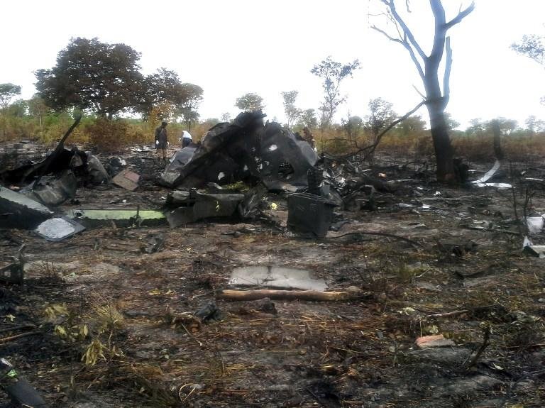 Avi&atilde;o caiu em novembro e 33 pessoas morreram