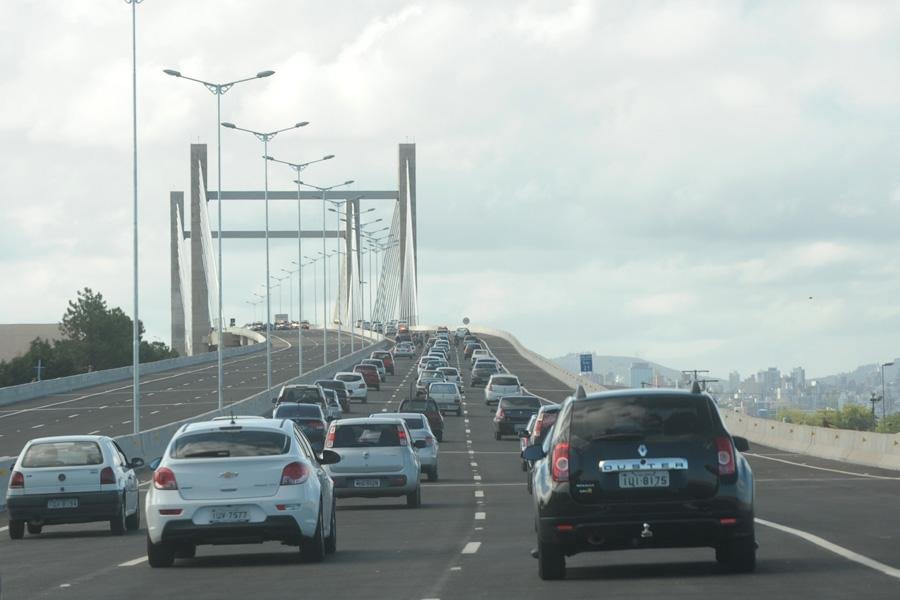 Tr&aacute;fego na BR 448 foi liberado para ve&iacute;culos neste domingo 