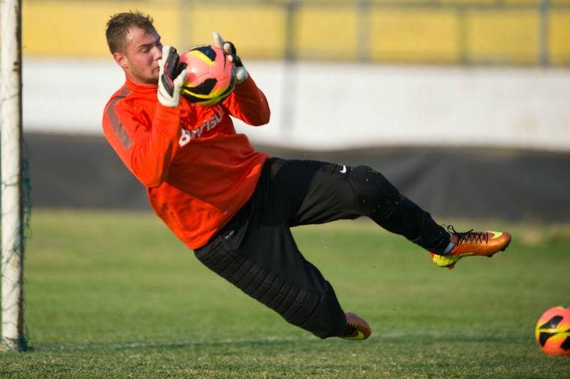 Goleiro Agenor ir&aacute; rescindir contrato com o Inter