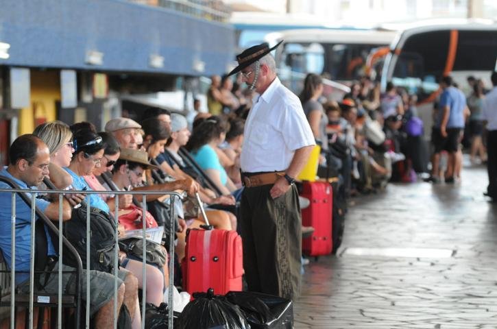 Rodovi&aacute;ria tem 800 hor&aacute;rios extras neste Natal