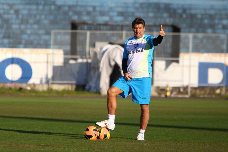 Renato levou o Gr&ecirc;mio ao vice do Brasileir&atilde;o em 2013