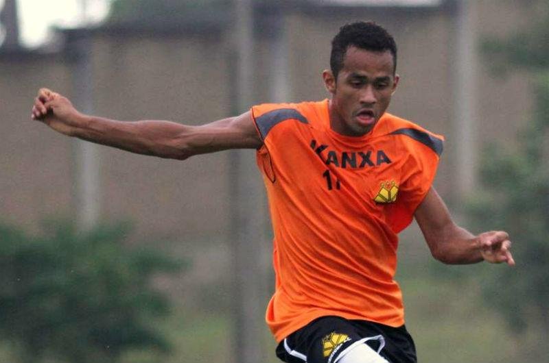 Lateral Sueliton despertou o interesse do Inter