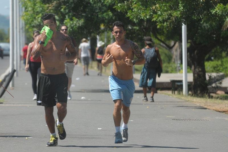 As tardes ter&atilde;o m&aacute;ximas menos extremas, por&eacute;m com enorme desconforto pelo intenso abafamento