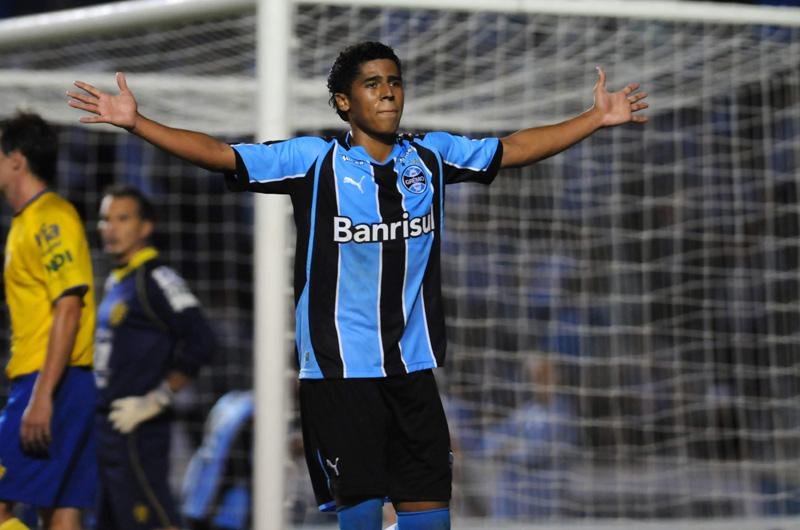 Gr&ecirc;mio conversa com a Lusa para negociar Bergson com a Chapecoense