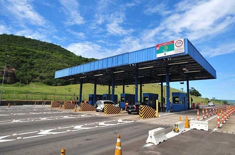 Inativa&ccedil;&atilde;o de pra&ccedil;as de ped&aacute;gio impactou em redu&ccedil;&atilde;o de at&eacute; R$ 0,80 