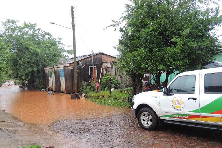 Defesa Civil do munic&iacute;pio monitora situa&ccedil;&atilde;o dos moradores