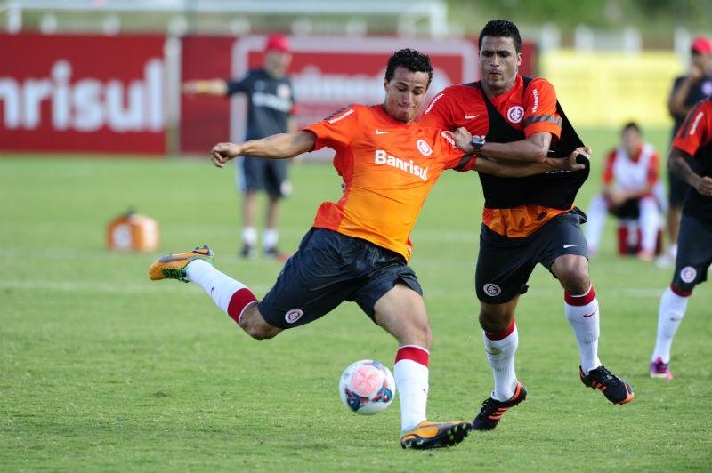 Atacante ter&aacute; festa s&oacute; para convidados no Santos