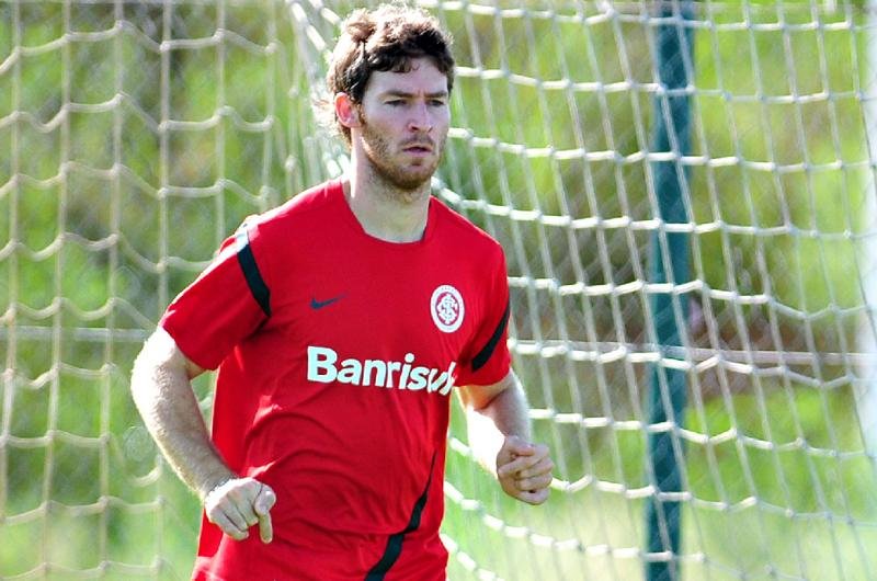 Negocia&ccedil;&otilde;es entre Inter e Botafogo para a venda do argentino Bolatti est&atilde;o avan&ccedil;adas