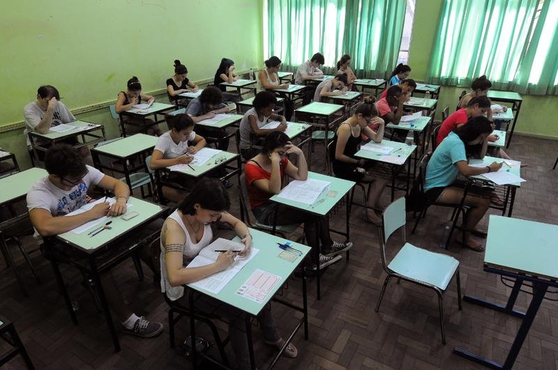 Candidatos responderam quest&otilde;es de biologia, qu&iacute;mica e geografia nesta ter&ccedil;a-feira
