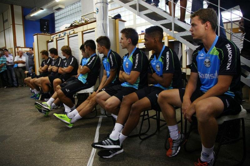 Elenco do Gr&ecirc;mio se reapresentou nessa quarta