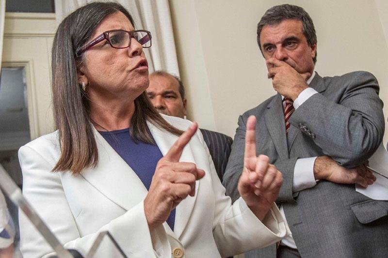 Roseana Sarney coordenar&aacute; comit&ecirc; de crise para conter viol&ecirc;ncia no estado