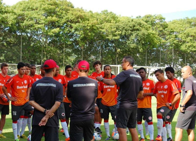 Clemer comandar&aacute; o Inter sub-23 na primeira decis&atilde;o do ano