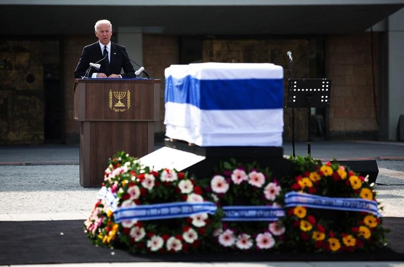 Vice-presidente dos Estados Unidos, Joe Biden, discursou durante o funeral de Ariel