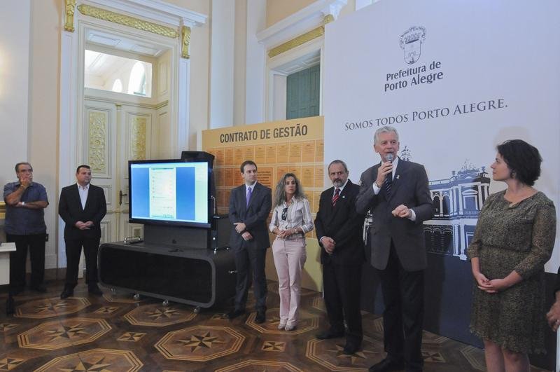 Jos&eacute; Fortunati disse que lan&ccedil;amento ocorre em um momento marcante, pr&oacute;ximo da Copa do Mundo