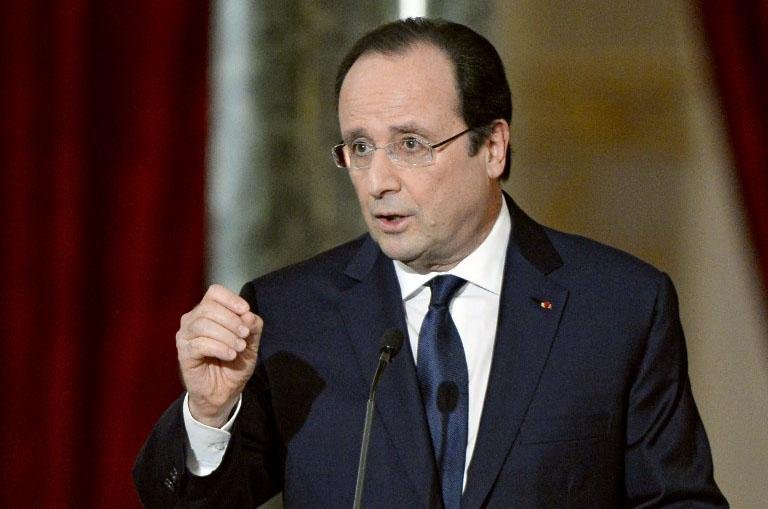 Presidente franc&ecirc;s recusou a dizer se continua vivendo com a sua companheira oficial