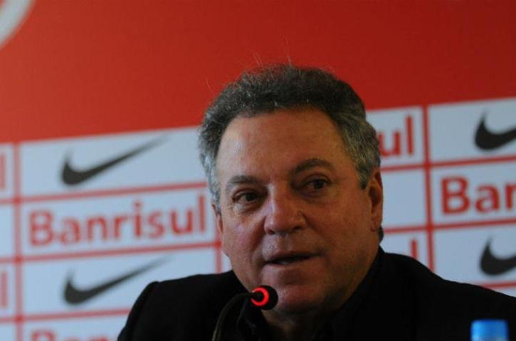 Abel Braga disse que grupo principal ainda n&atilde;o est&aacute; fechado