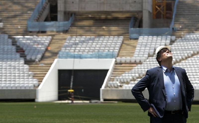Secret&aacute;rio-geral da Fifa vistoria Itaquer&atilde;o