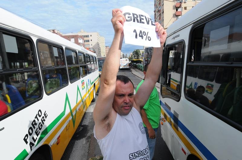  Categoria reivindica aumento de 14%