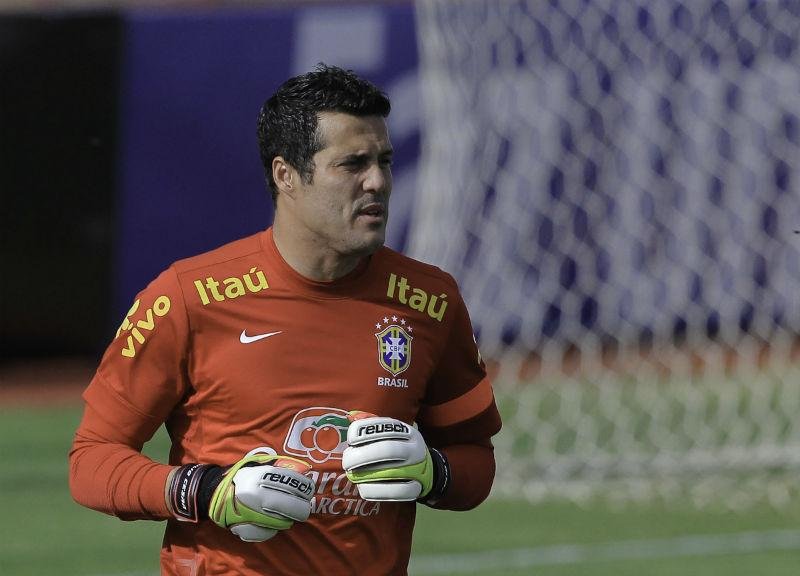 Julio C&eacute;sar n&atilde;o vir&aacute; para o Gr&ecirc;mio por conta do per&iacute;odo de empr&eacute;stimo