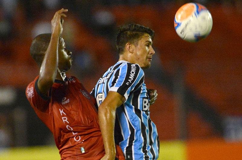 Gr&ecirc;mio empatou com Brasil em Pelotas
