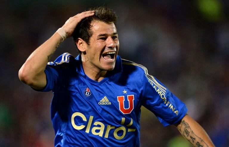 Uruguaio Rodrigo Mora marcou gol de bicicleta para o time chileno