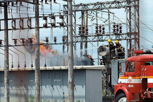 Inc&ecirc;ndio em subesta&ccedil;&atilde;o provoca falta de energia el&eacute;trica em Santa Maria