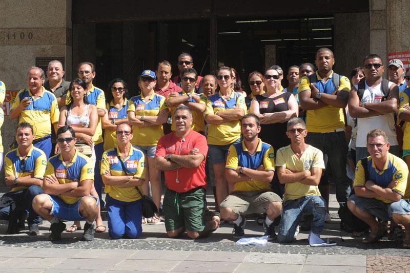 Manuten&ccedil;&atilde;o da greve foi decidida em assembleia