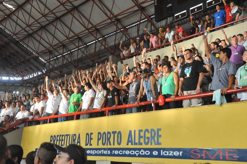 Decis&atilde;o foi tomada em assembleia realizada na tarde desta sexta-feira, no gin&aacute;sio Tesourinha